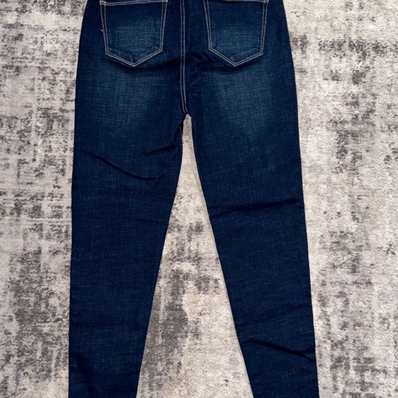 Jeans - Picture 2 of 2